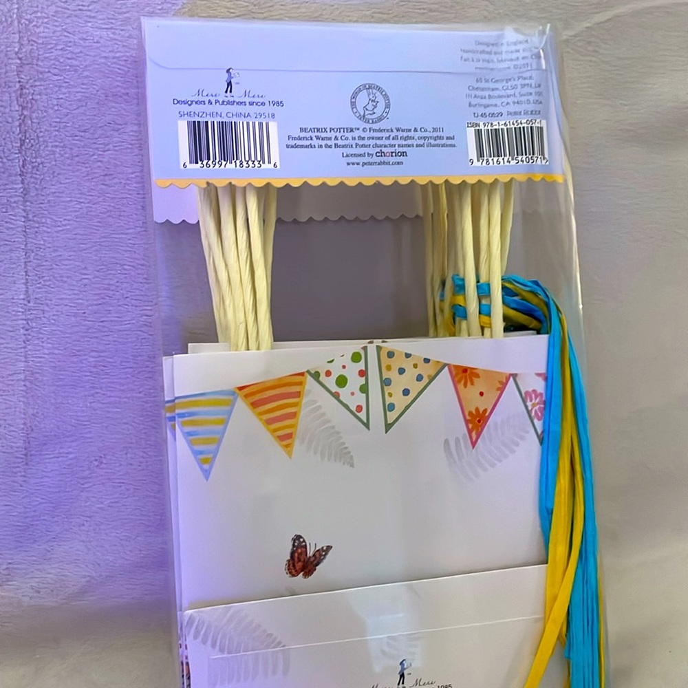 NIB Peter Rabbit Party Bags - Blue & Yellow.  Qty. (8) - Picture 4 of 4